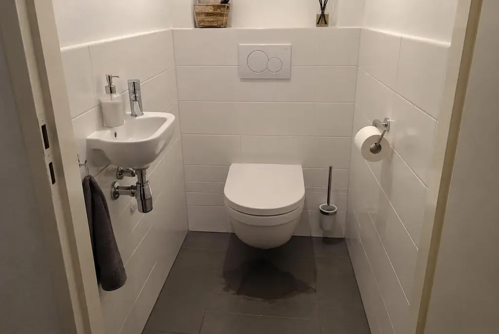 Lekdetectie Werkhoven – natte vloer bij een toilet